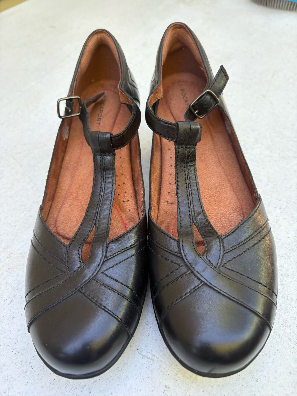 Rockport Black Leather T-Strap Mary Jane Flats
